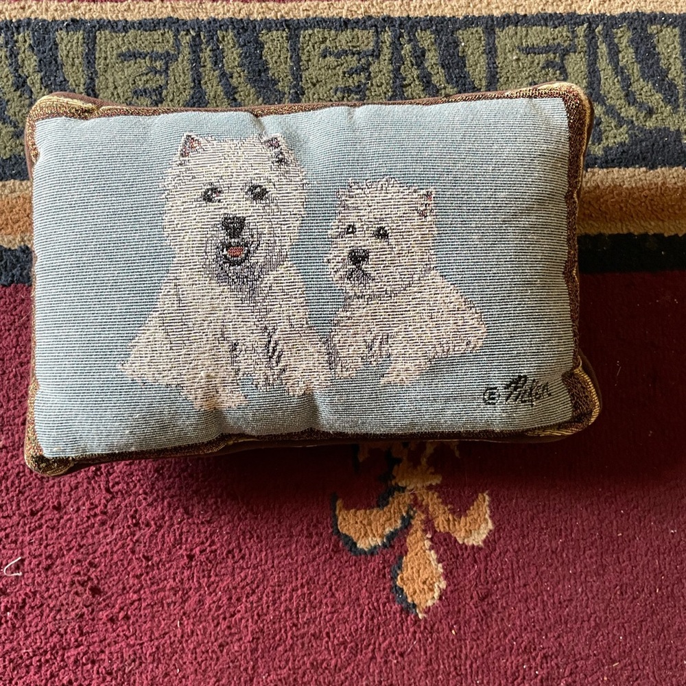 Decorate pillow